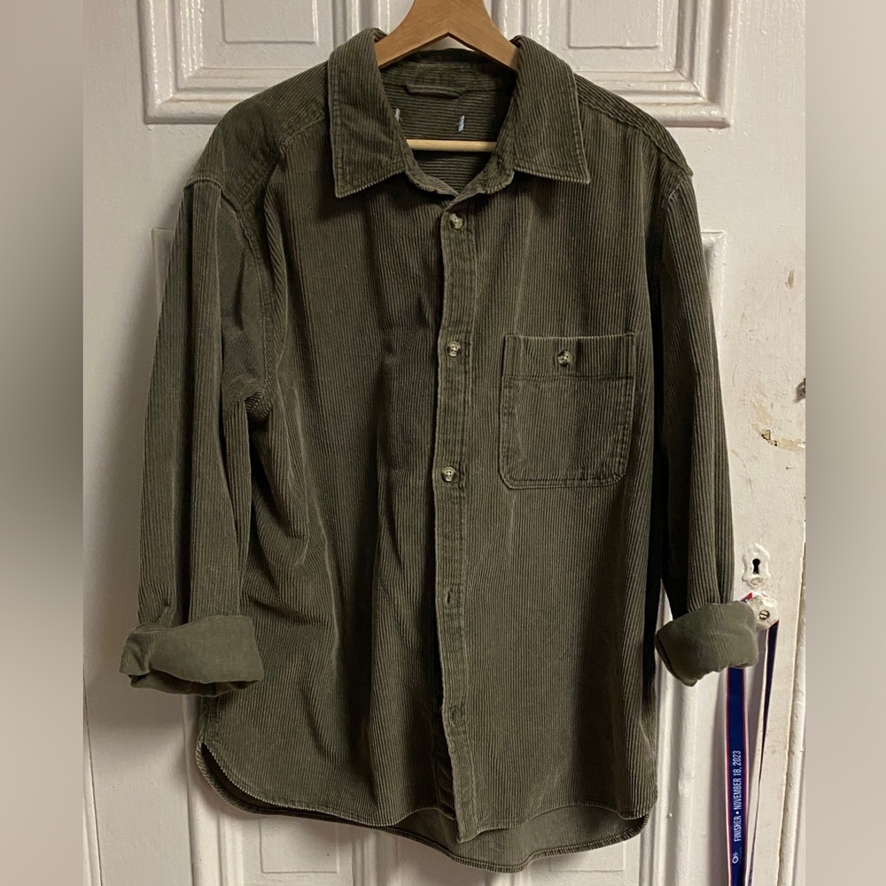 Urban Outfitters Olive Casual Button Down Shirt